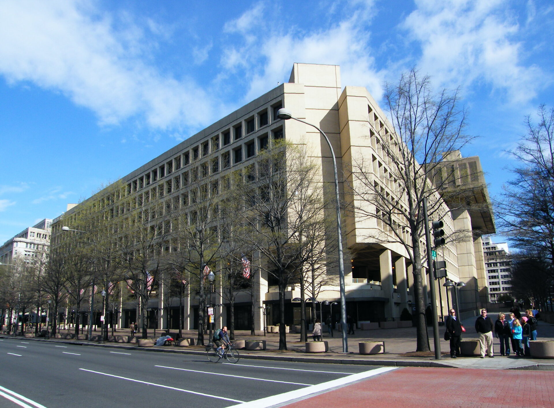 Fbi Building Boston Former High-level FBI Agent Charged With Aiding Sanctioned Russian ...